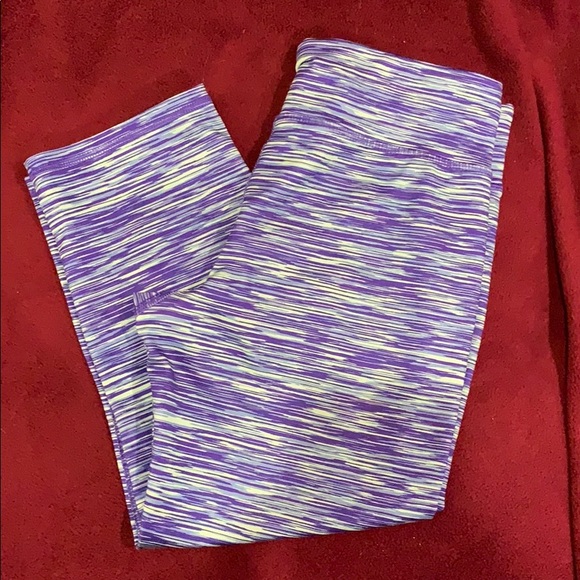 Workout capris - Picture 4 of 6